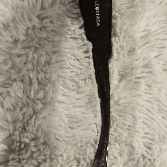 Balenciaga Shield Mirrored Sunnies - Picture 5 of 6